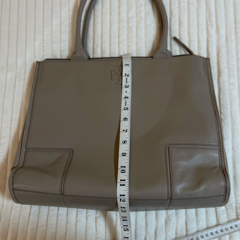 Tory Burch | Taupe | Leather Ella Tote - Picture 15 of 17